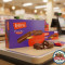 کیک لوپو شکلاتی با مغز شکلات (Luppo Chocolate Cake) 50 گرمی – بسته 12 عددی – کارتن 6 عددی